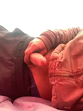 Snapshot of Allinside666 chatting on 11-29-25, 04:32 Allinside666 online show from 11-29-25, 04:32