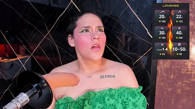 TIFFANY GLOW   online show from 10-04-25, 10:41