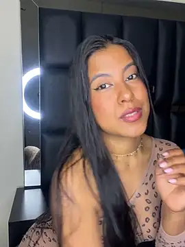 Kendra C online show from 11-23-25, 03:17