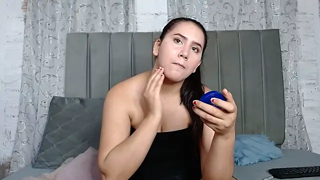 HOTEXTREMCOUPLE online show from 10-18-25, 03:53