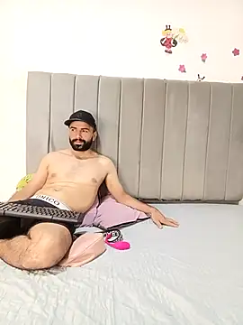 HOTEXTREMCOUPLE online show from 04-09-26, 01:49