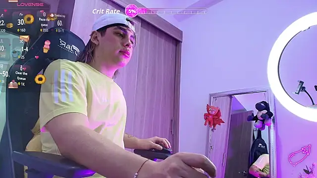 brunothompson3 online show from 10-21-25, 01:39