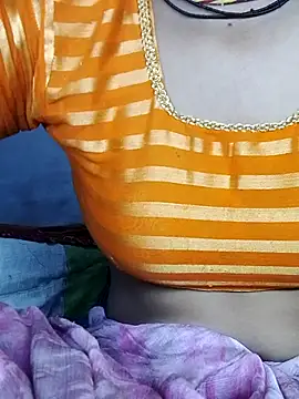 Snapshot of Hut_rotu_cute chatting on 09-11-25, 08:53 Hut rotu cute online show from 09-11-25, 08:53