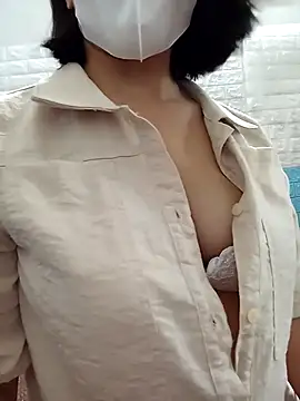 Snapshot of Thaohoa_love chatting on 10-03-25, 10:01 Thaohoa love online show from 10-03-25, 10:01