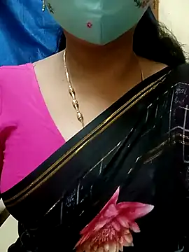 Snapshot of sushma26 chatting on 06-14-26, 06:21 sushma26 online show from 06-14-26, 06:21