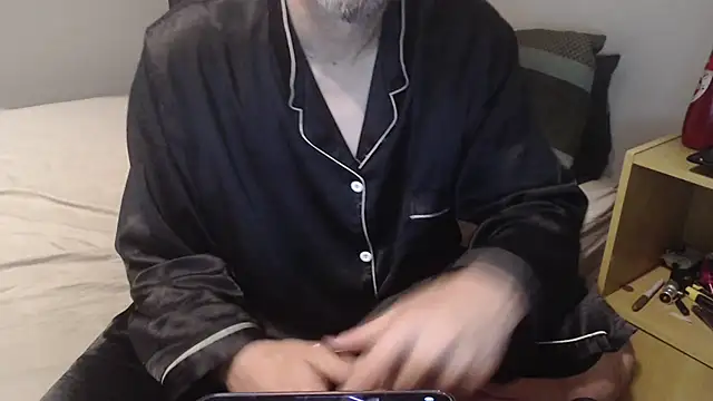 Snapshot of idiotpig66 chatting on 03-07-25, 06:22 idiotpig66 online show from 03-07-25, 06:22
