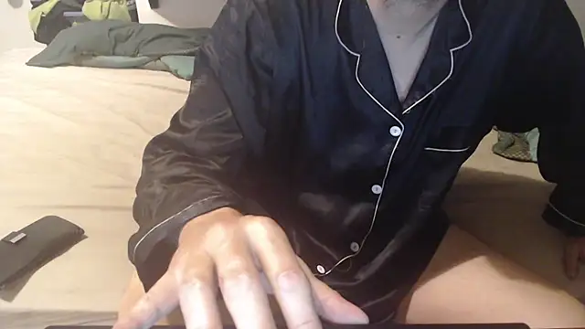 Snapshot of idiotpig66 chatting on 03-14-25, 04:30 idiotpig66 online show from 03-14-25, 04:30