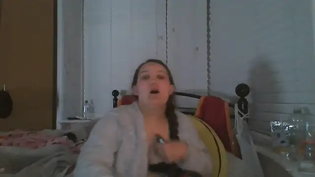 lu official1 online show from 11-13-25, 08:08