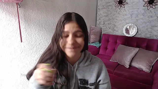 Evagirl69 online show from 05-25-26, 12:22