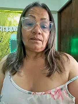 Snapshot of Vickysweeeettt chatting on 07-19-26, 11:47 Vickysweeeettt online show from 07-19-26, 11:47