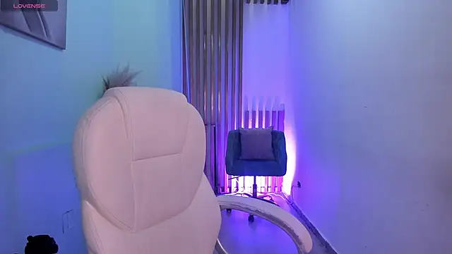 PauliinaBelle  online show from 01-17-26, 01:27