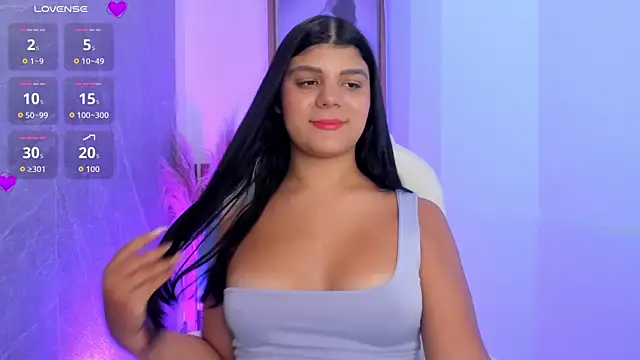 PauliinaBelle  online show from 06-17-26, 01:56