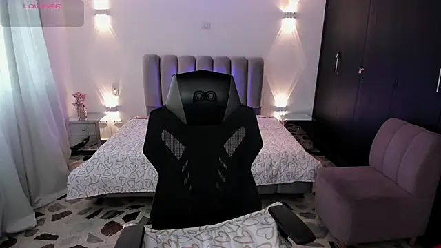 PauliinaBelle  online show from 06-22-26, 02:14