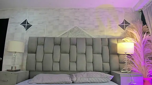 PauliinaBelle  online show from 07-26-26, 01:18
