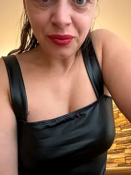 ladywithbigass online show from 11-03-25, 05:52
