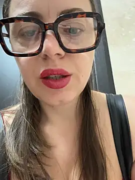 ladywithbigass online show from 01-12-26, 05:56