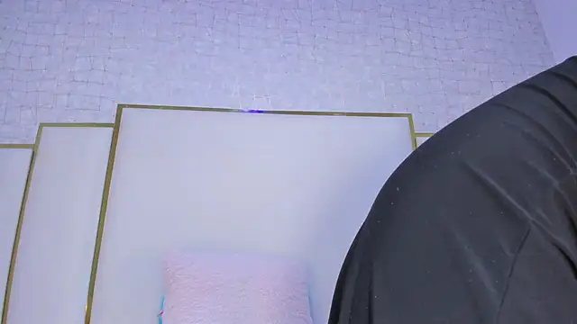 thalia888  online show from 11-24-25, 07:02