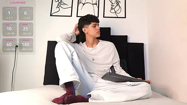 alexmark  online show from 01-07-26, 01:13