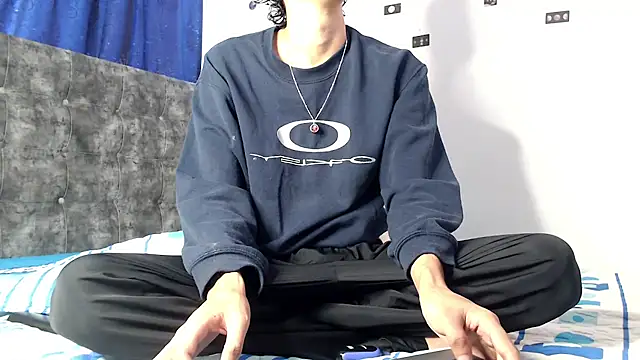 alexmark  online show from 04-06-26, 06:31