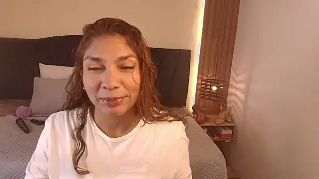Snapshot of SexyRachel_ chatting on 05-02-26, 11:48 SexyRachel online show from 05-02-26, 11:48