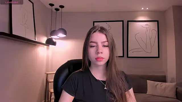 TiffannySins online show from 10-23-25, 04:23