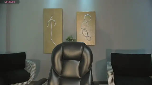 TiffannySins online show from 11-14-25, 04:11