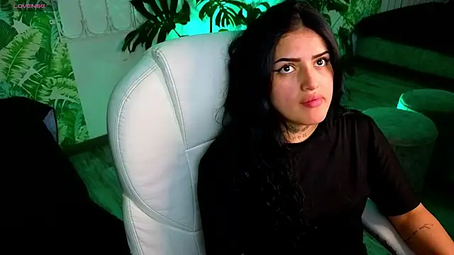 sari belle online show from 09-27-25, 09:31