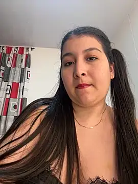 evelyn 1702 online show from 11-28-25, 10:56