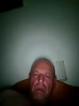 ulisestele online show from 10-18-25, 04:52