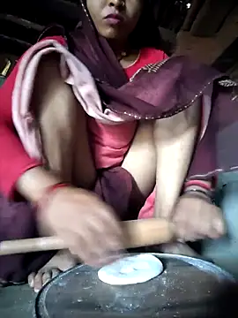 Snapshot of Monika_thakurr chatting on 07-01-26, 02:13 Monika thakurr online show from 07-01-26, 02:13