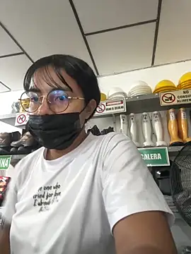 Kyra  Rose online show from 11-28-25, 07:05