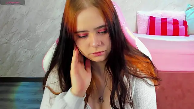 Alis Platt online show from 02-28-26, 01:39