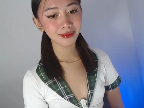 lovely kiannaHugecock online show from 09-29-25, 04:23