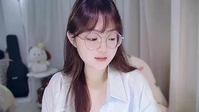 YUANYUAN-A online show from 03-18-26, 12:19