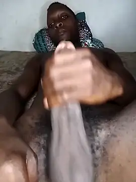 Biguyzi online show from 03-22-26, 04:54