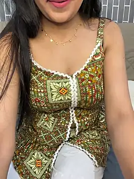 Snapshot of Riya-6969 chatting on 06-01-26, 02:30 Riya-6969 online show from 06-01-26, 02:30