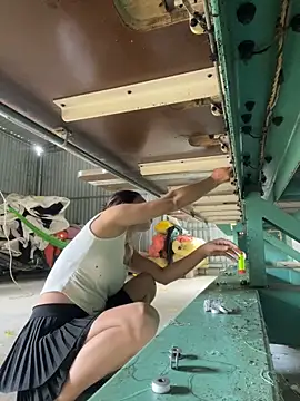 Snapshot of han-cute chatting on 09-19-25, 01:29 han-cute online show from 09-19-25, 01:29