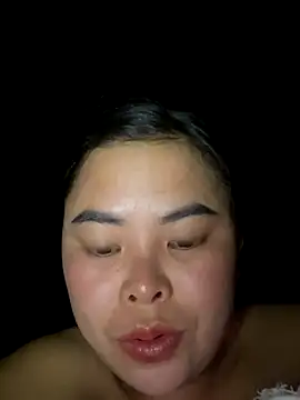 Snapshot of han-cute chatting on 09-19-25, 01:34 han-cute online show from 09-19-25, 01:34