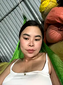 Snapshot of han-cute chatting on 09-20-25, 02:29 han-cute online show from 09-20-25, 02:29