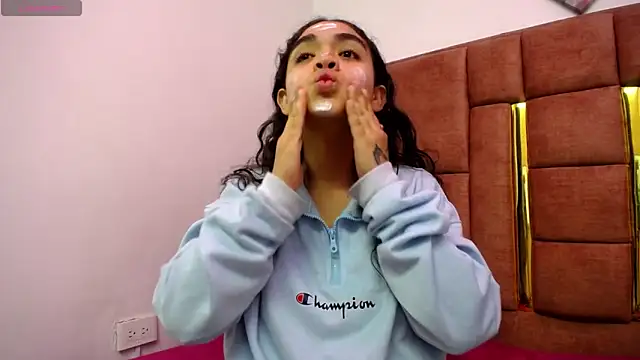 KENDALL ART online show from 02-05-26, 04:17