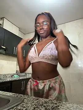 Taylorvidal online show from 03-01-26, 03:03