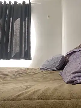 Snapshot of MorganaBelc chatting on 11-10-25, 05:45 MorganaBelc online show from 11-10-25, 05:45