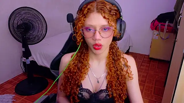 Birdie 0 online show from 10-13-25, 01:55