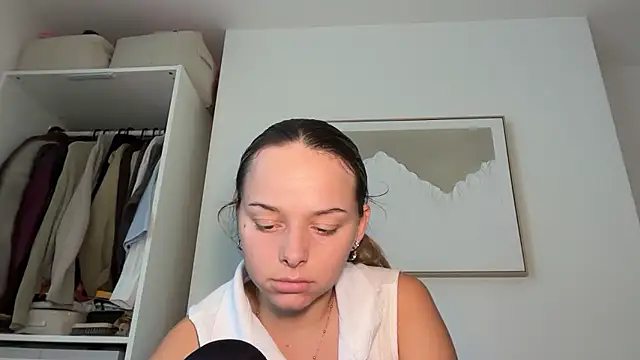 KayleeBella online show from 01-17-26, 04:22
