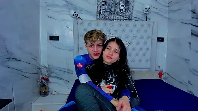 Ari and Storm online show from 11-05-25, 11:27