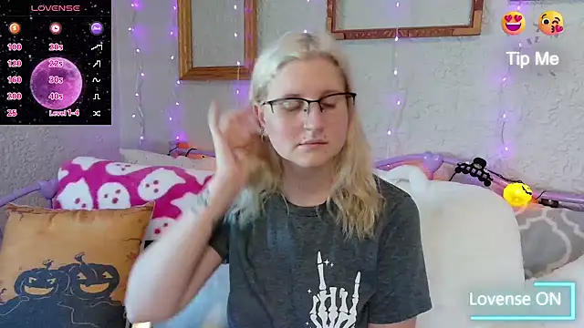 samanthamalichite online show from 09-27-25, 07:19