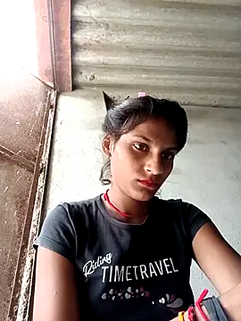 Snapshot of Jyoti_thakurr chatting on 09-12-25, 07:19 Jyoti thakurr online show from 09-12-25, 07:19