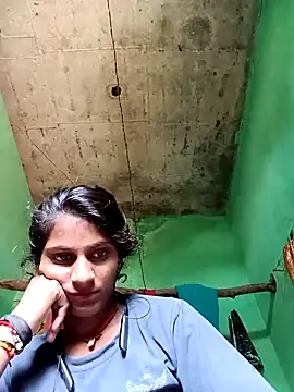 Snapshot of Jyoti_thakurr chatting on 09-16-25, 09:10 Jyoti thakurr online show from 09-16-25, 09:10