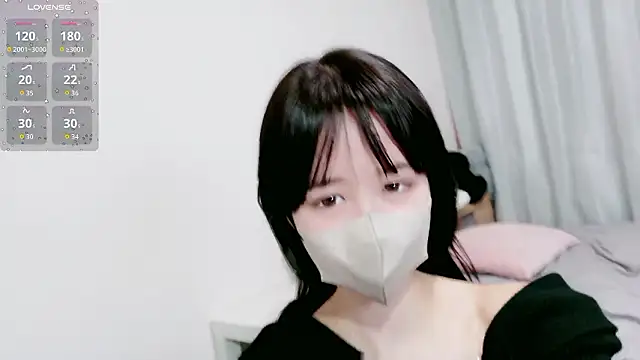 Snapshot of Anne_Anne_chan chatting on 10-08-25, 12:03 Anne Anne chan online show from 10-08-25, 12:03