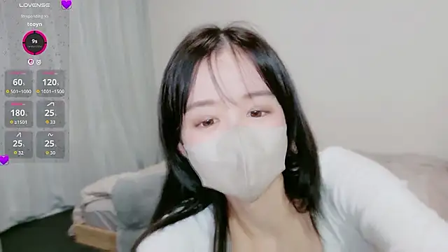 Snapshot of Anne_Anne_chan chatting on 10-11-25, 11:31 Anne Anne chan online show from 10-11-25, 11:31